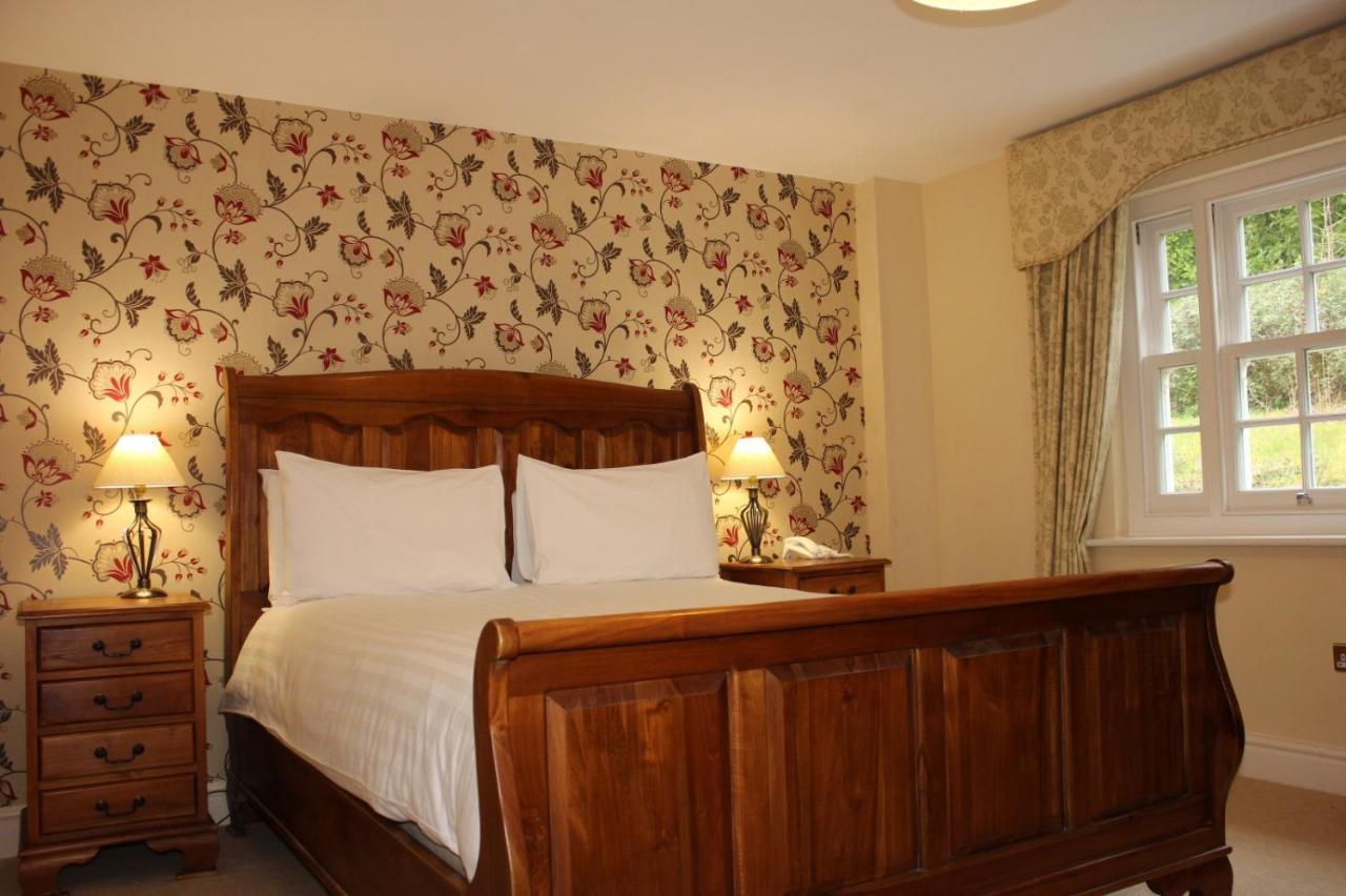 Rose In Vale Country House Hotel St Agnes  Exterior photo