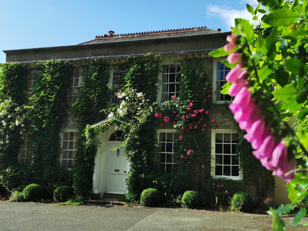 Rose In Vale Country House Hotel St Agnes  Exterior photo