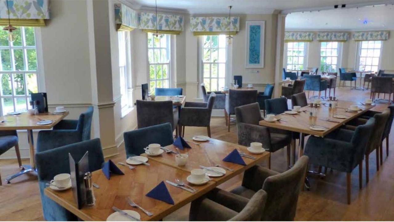 Rose In Vale Country House Hotel St Agnes  Exterior photo